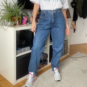 Vintage 80's 90's High-Rise Mom Jean